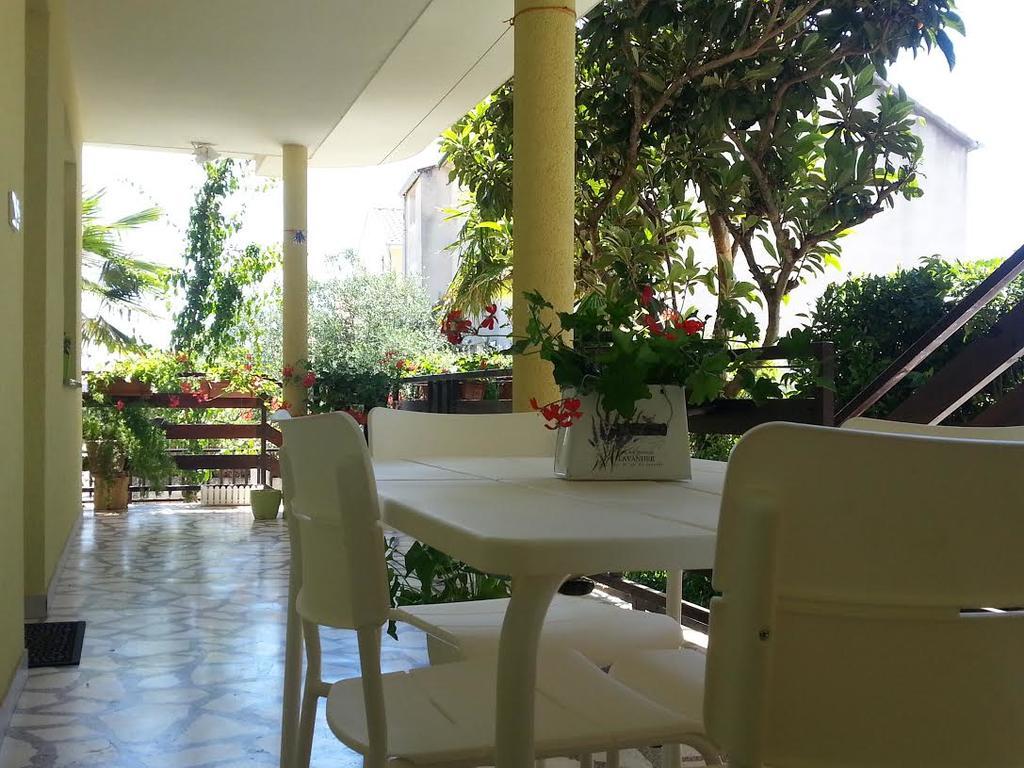 Apartment Perunika Задар Екстериор снимка